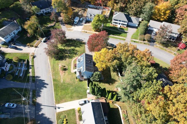 24 Grace Drive, Nashua, NH 03062