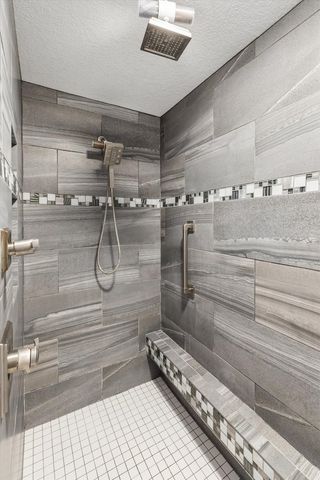 1008 W Scott Street, Eldridge, IA 52748