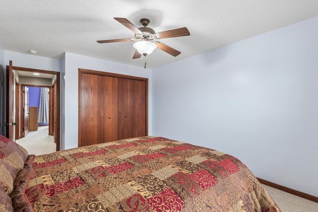 1008 W Scott Street, Eldridge, IA 52748