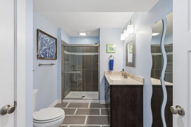 1008 W Scott Street, Eldridge, IA 52748