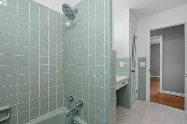 300 N Green Street, Williamston, SC 29697