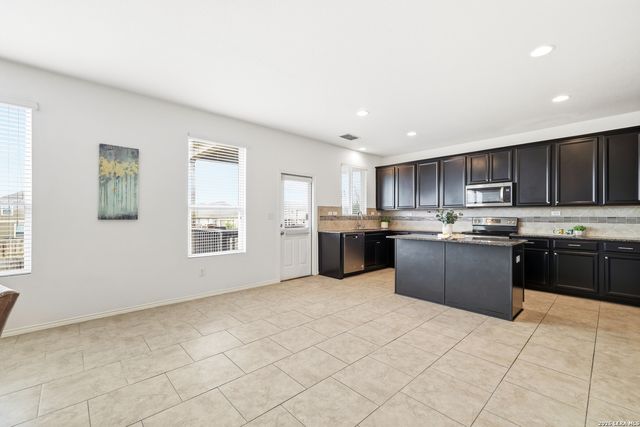 10523 Noble Canyon, San Antonio, TX 78254