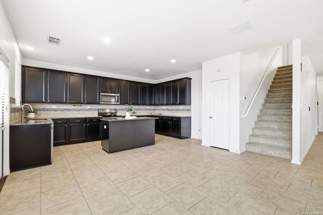 10523 Noble Canyon, San Antonio, TX 78254