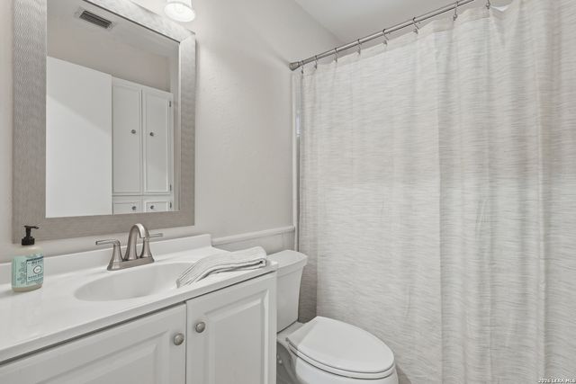 10635 JANET LEE DR, San Antonio, TX 78230