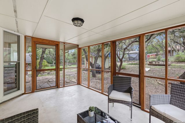 10635 JANET LEE DR, San Antonio, TX 78230