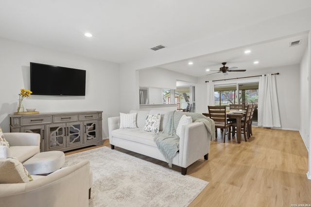 10635 JANET LEE DR, San Antonio, TX 78230