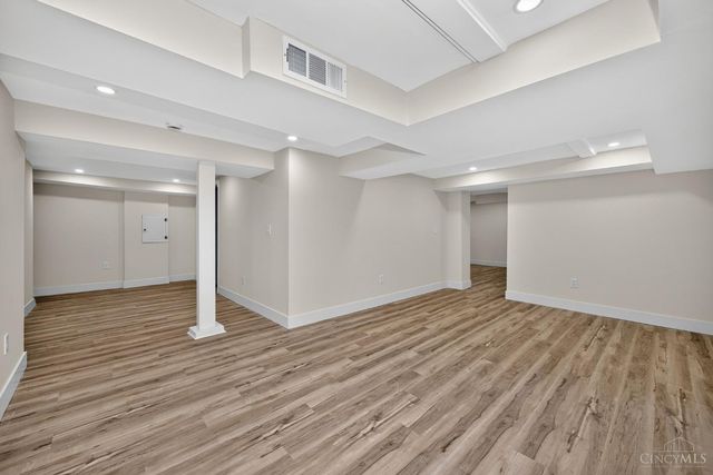 5974 Winnetka Drive, Sycamore Twp, OH 45236