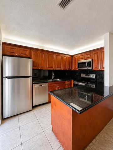 256 Lake Arbor Drive, Palm Springs, FL 33461