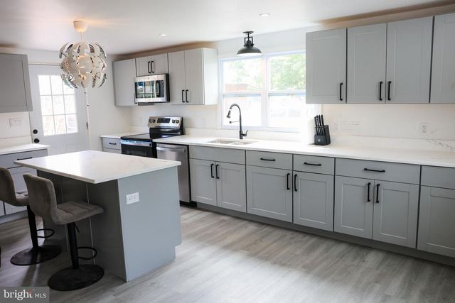 575 N BROADWAY, Deepwater, NJ 08023