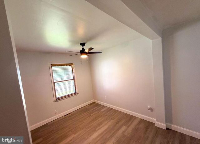 575 N BROADWAY, Deepwater, NJ 08023