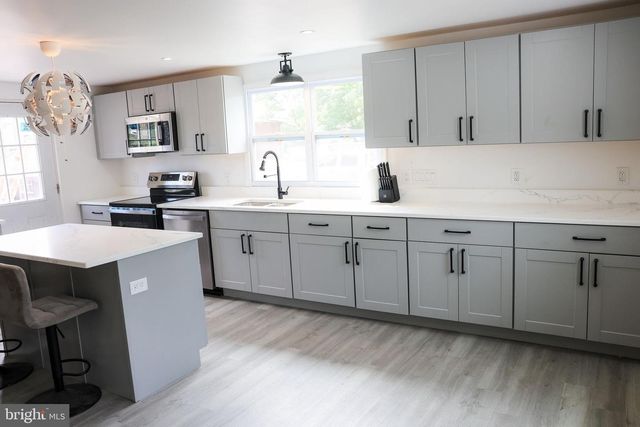 575 N BROADWAY, Deepwater, NJ 08023