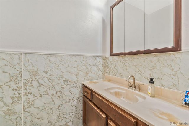 635 School Street, Craig, CO 81625