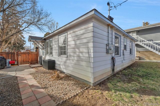 635 School Street, Craig, CO 81625