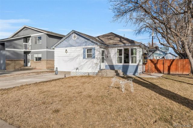 635 School Street, Craig, CO 81625