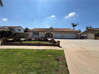 1567 Brookside Avenue, Redlands, CA 92373