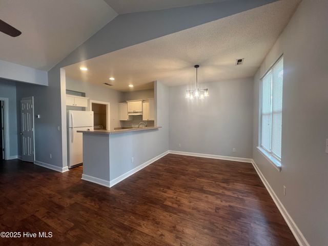 321 S Kerr Avenue 132, Wilmington, NC 28403