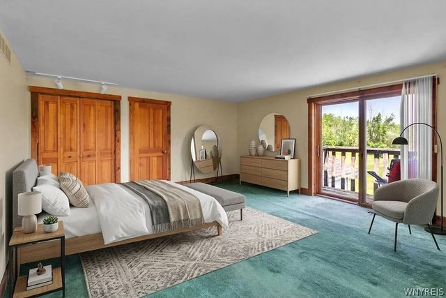 5111 Oakwood Drive, Pendleton, NY 14120