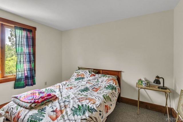 5111 Oakwood Drive, Pendleton, NY 14120