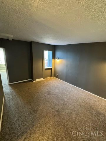 4208 Brookside Avenue, Cincinnati, OH 45223