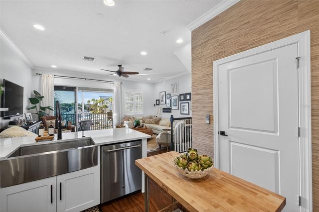 6115 ANCHORAGE WAY S, St Petersburg, FL 33712