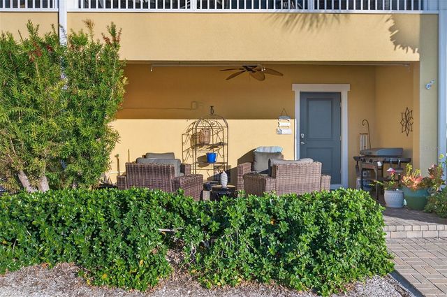 6115 ANCHORAGE WAY S, St Petersburg, FL 33712