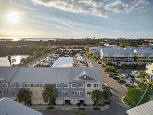 6115 ANCHORAGE WAY S, St Petersburg, FL 33712