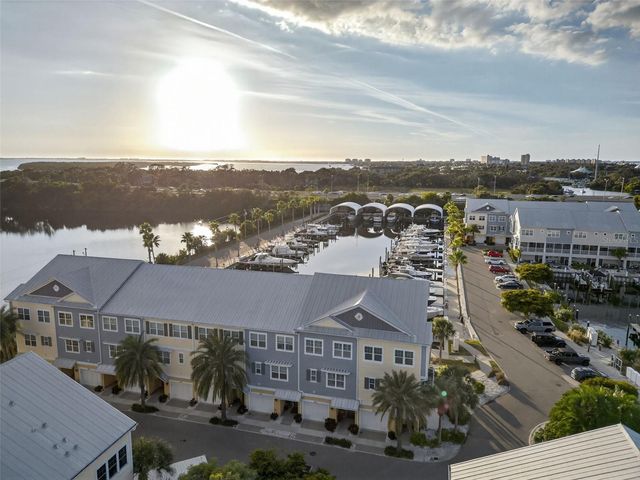 6115 ANCHORAGE WAY S, St Petersburg, FL 33712