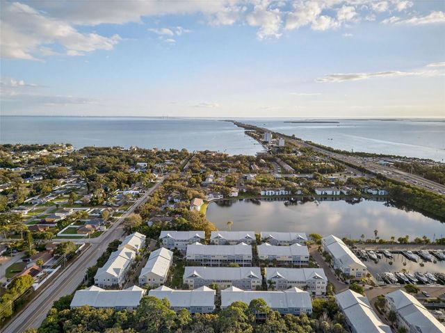 6115 ANCHORAGE WAY S, St Petersburg, FL 33712