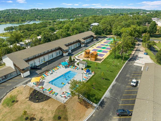 80 Kimberling Crossing Drive 222, Kimberling City, MO 65686