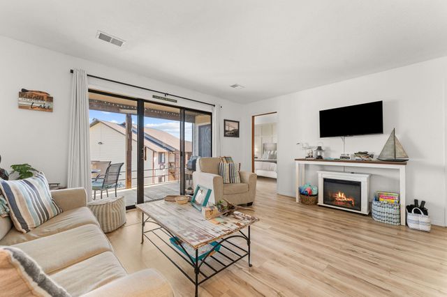 80 Kimberling Crossing Drive 222, Kimberling City, MO 65686