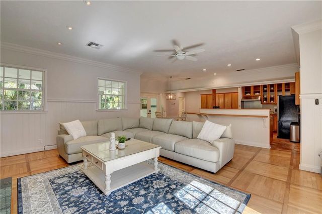 302 NW 11th Street, Delray Beach, FL 33444