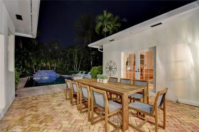 302 NW 11th Street, Delray Beach, FL 33444