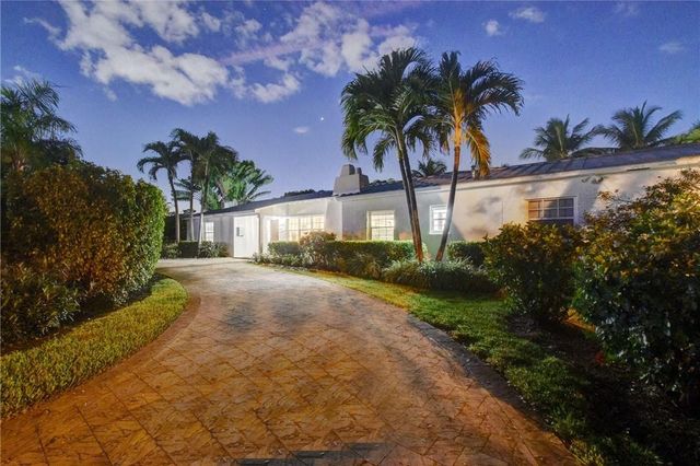 302 NW 11th Street, Delray Beach, FL 33444