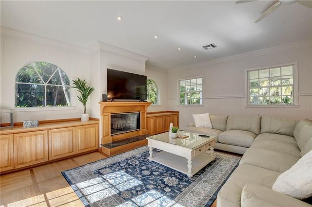 302 NW 11th Street, Delray Beach, FL 33444