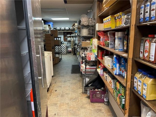 288 Genesee Street, Auburn, NY 13021