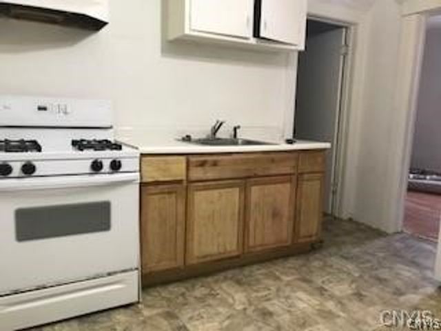 288 Genesee Street, Auburn, NY 13021