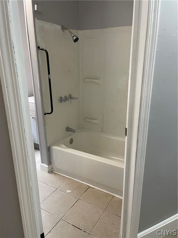 288 Genesee Street, Auburn, NY 13021