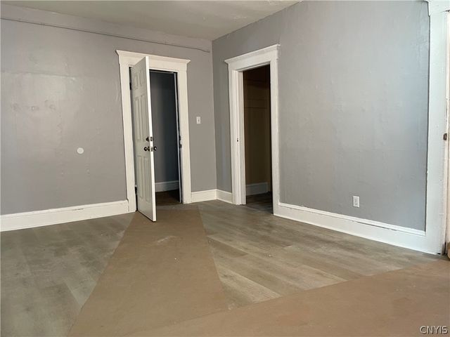 288 Genesee Street, Auburn, NY 13021