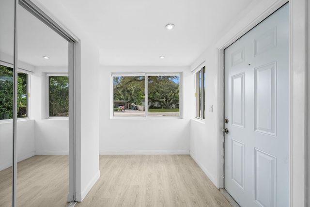 823 SW 27th Street, Fort Lauderdale, FL 33315