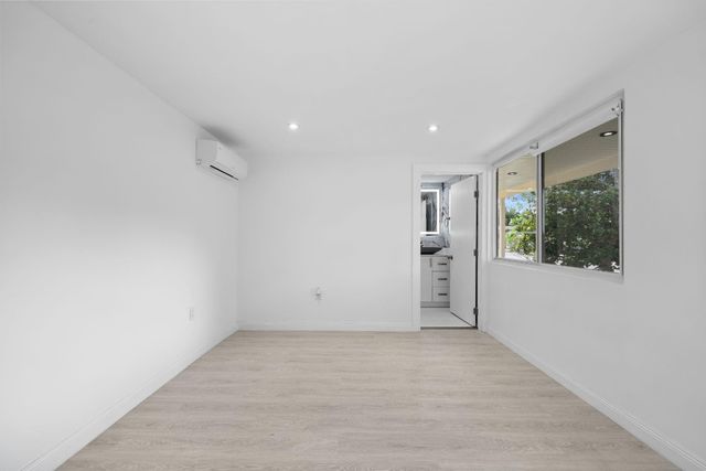 823 SW 27th Street, Fort Lauderdale, FL 33315