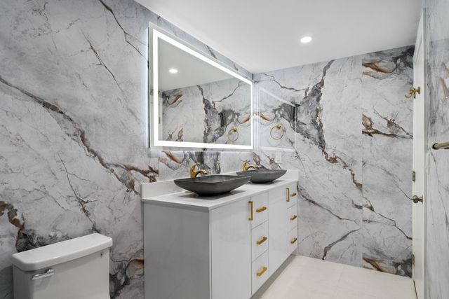 823 SW 27th Street, Fort Lauderdale, FL 33315