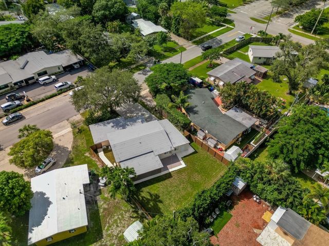 823 SW 27th Street, Fort Lauderdale, FL 33315