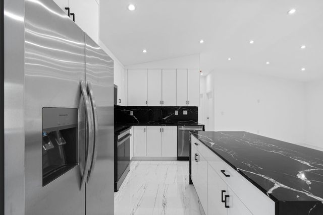 823 SW 27th Street, Fort Lauderdale, FL 33315