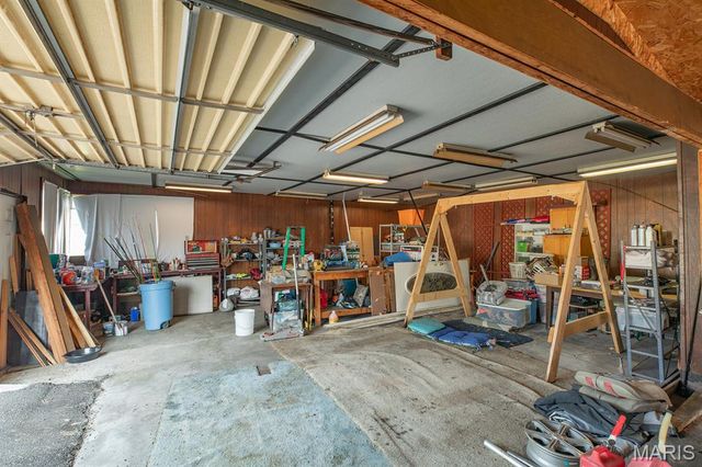 706 S Maple Street, Brighton, IL 62012