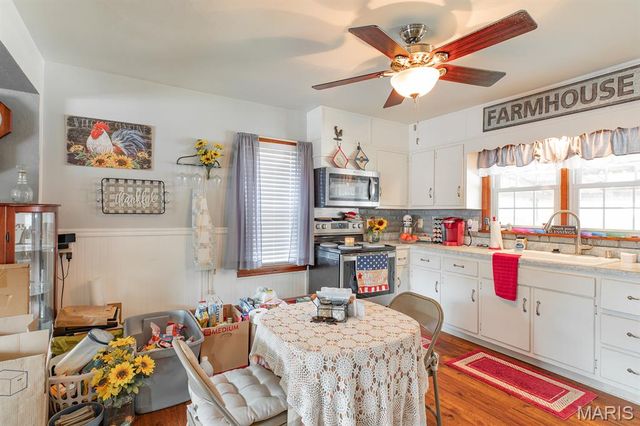 706 S Maple Street, Brighton, IL 62012