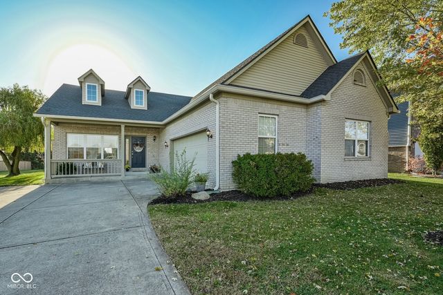 7153 N Chelmsford Drive, Mccordsville, IN 46055