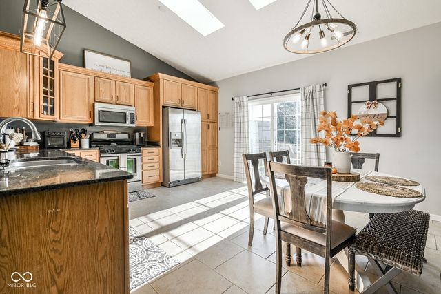 7153 N Chelmsford Drive, Mccordsville, IN 46055