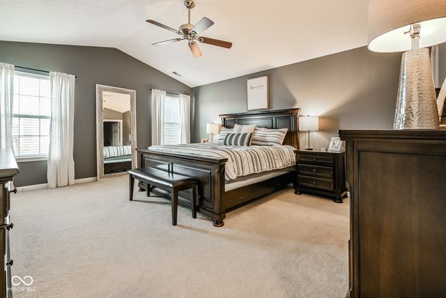 7153 N Chelmsford Drive, Mccordsville, IN 46055