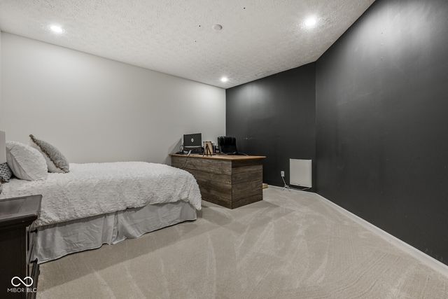 7153 N Chelmsford Drive, Mccordsville, IN 46055