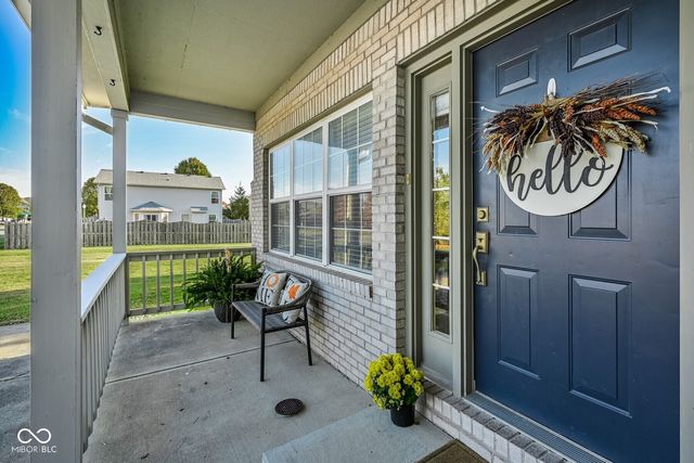 7153 N Chelmsford Drive, Mccordsville, IN 46055